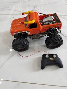 El Toro Loco Remote Control Monster Truck - new bright